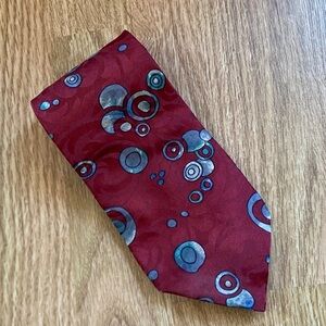 Halston 100% Italian Silk Tie Red Abstract Geometric Print